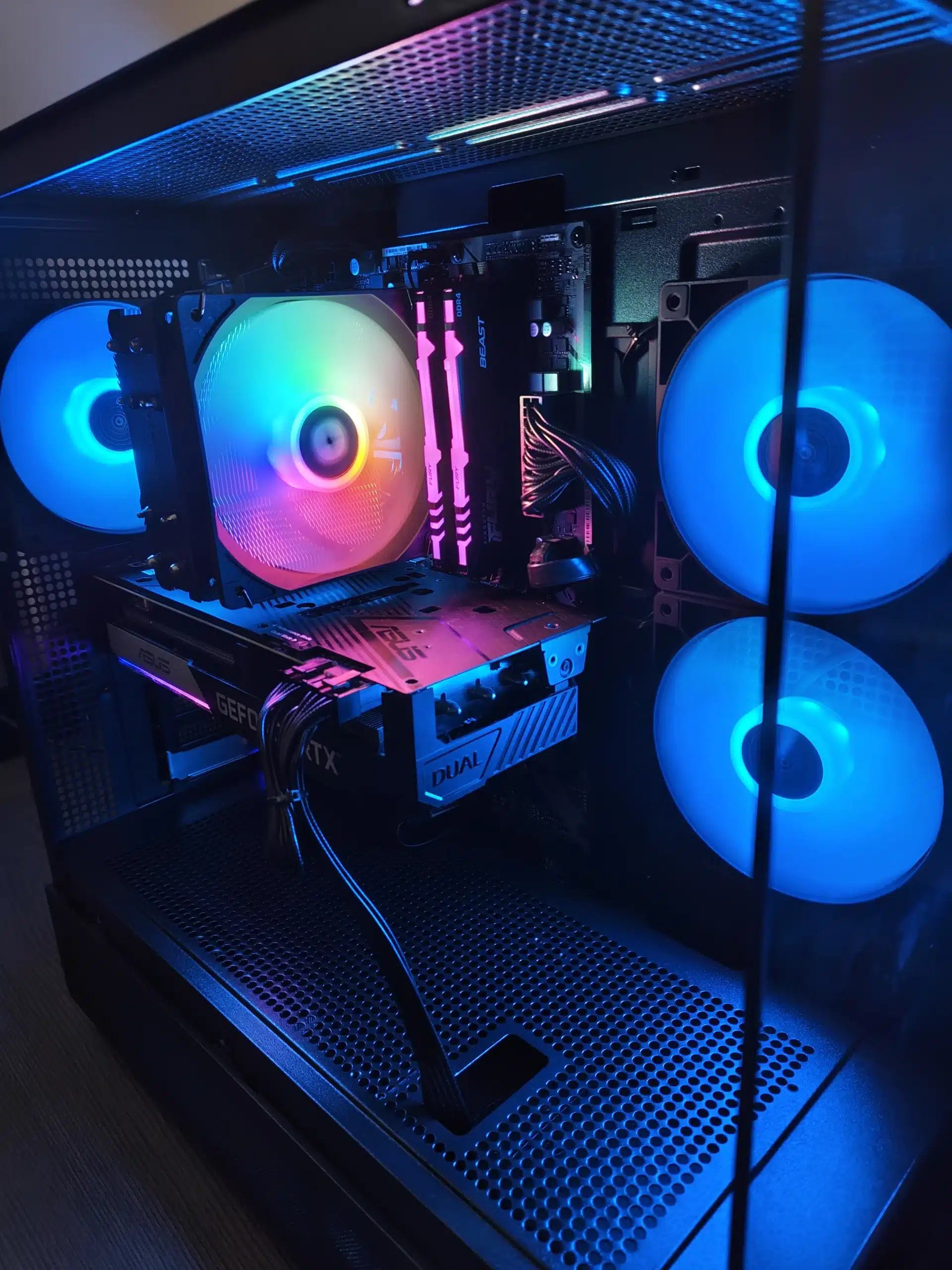 Gaming PC op maat professioneel gebouwd door Computer Service Noord
